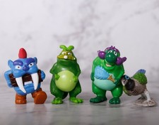 Lot of 4 Yowie World Collectible 2