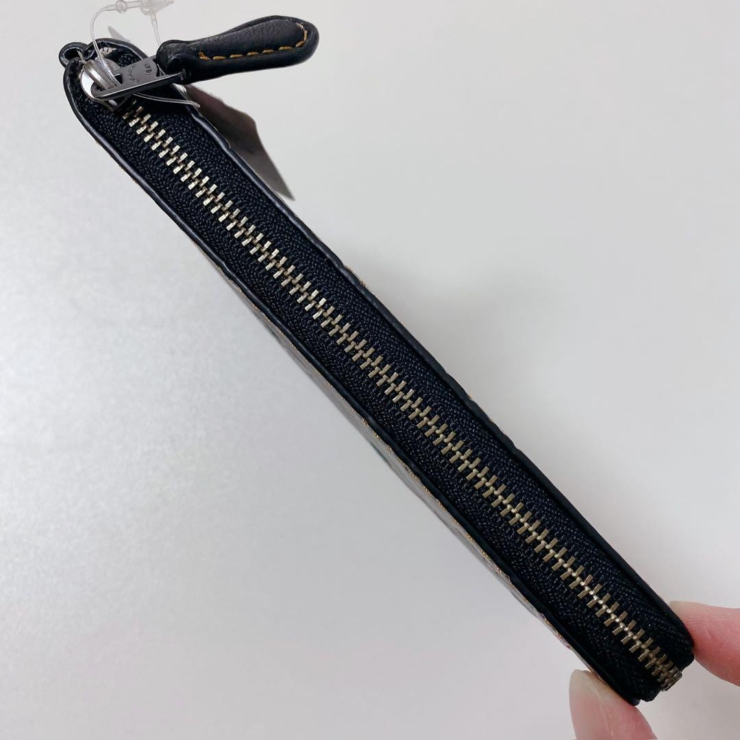 COACH Cherry Pattern Coin Case Black Leather Mint… - image 5