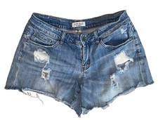Judy Blue Women's Mid-Rise Medium Wash Denim Cut Off Shorts Distressed M W32