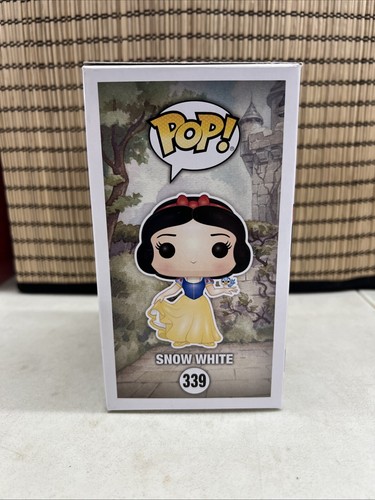 Funko Pop! Disney Snow White #339 Vinyl Figure - Picture 4 of 14