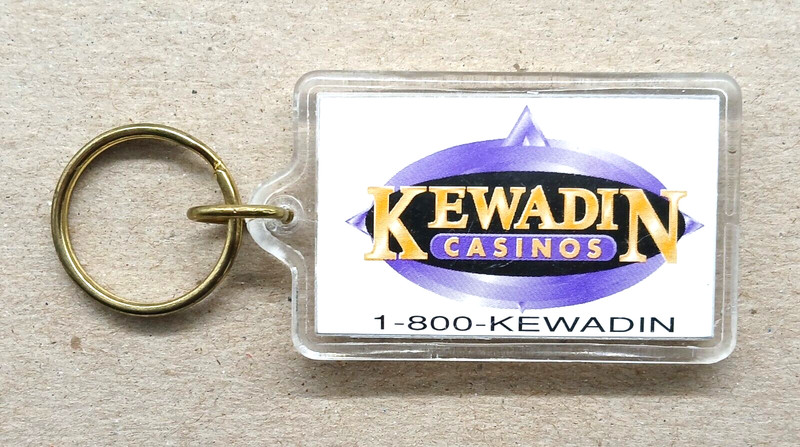Vintage Kewadin Casinos State of Michigan Keyring Keychain 