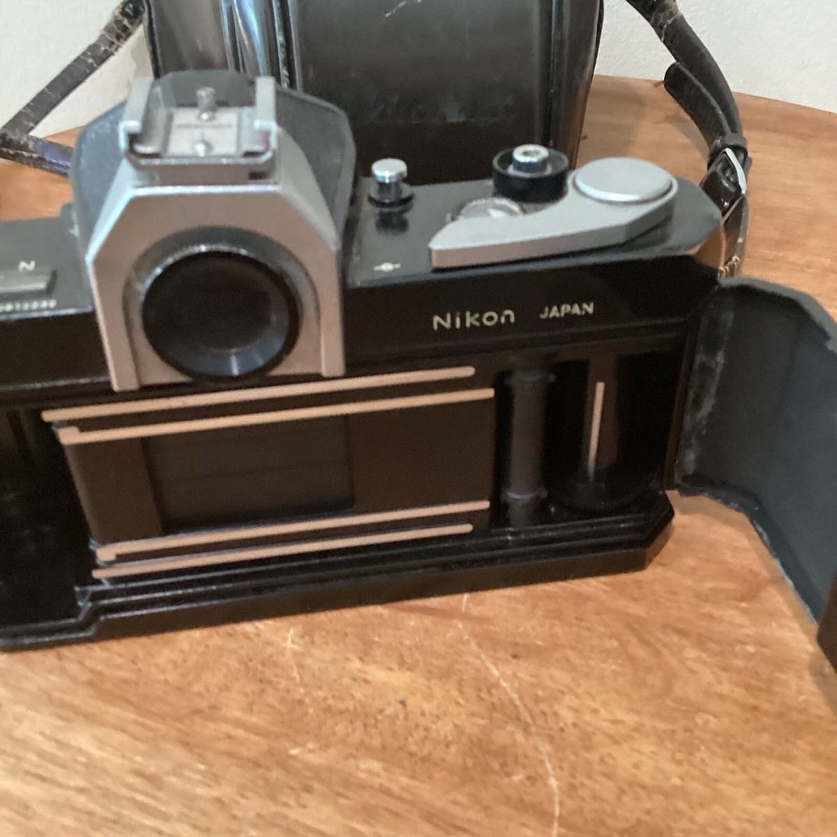 Nikon Nikkormat FT # 3812232 Lens NIKKOR - H Auto 1:2 F-50mm