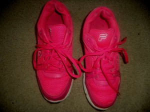 fila shoes hot pink