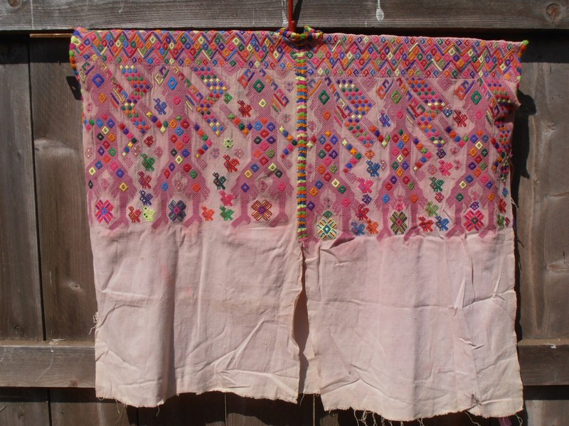 Hand Woven Guatemalan Mayan Huipil Ethnic Folk Art Nebaj Tunic Blouse Textile E