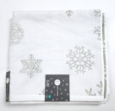 NEW CARO HOME SILVER GRAY WHITE SNOW FLAKES 100% COTTON BATH,OR 2 HAND TOWEL