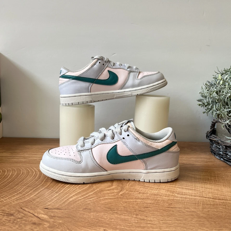 Nike Dunk Low (GS) FD1232-002 cinza mineral azul-petróleo rosa tamanho 2,5Y - Imagem 3 de 4
