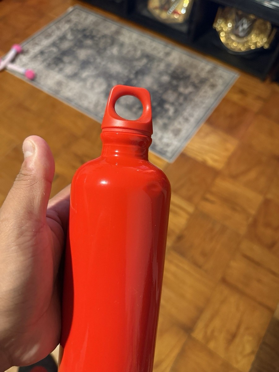 SIGG x Supreme Traveller 0.6L Water Bottle (SS23A113) - Red