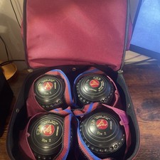 Thomas Taylor Bowls Size 2 Set of 4 Made in Scotland + henselite bag