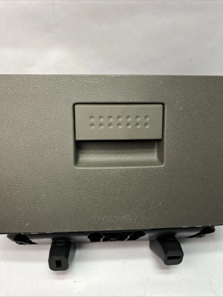 Dodge Ram 1500 2006-2008 portavasos 2500 plegable montado en el tablero OEM Foto 3 de 4