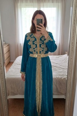 Marokkanisches Trachtenkleid doppellagig Kaftan plus Trachtengürtel