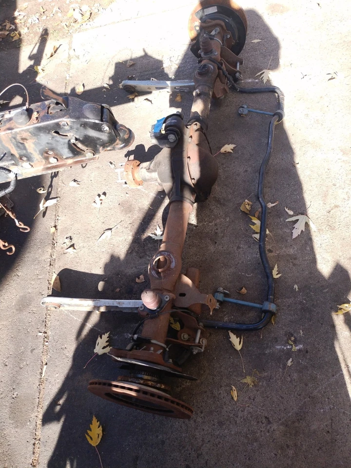 Ford Mustang Shelby GT500 2008 conjunto de eje trasero completo 3,73 Foto 3 de 4