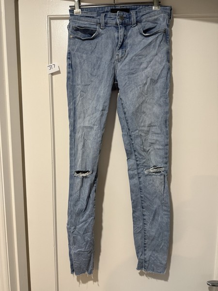 Uniqlo Size 24 Light Blue Denim Distressed Ripped Skinny Jeans