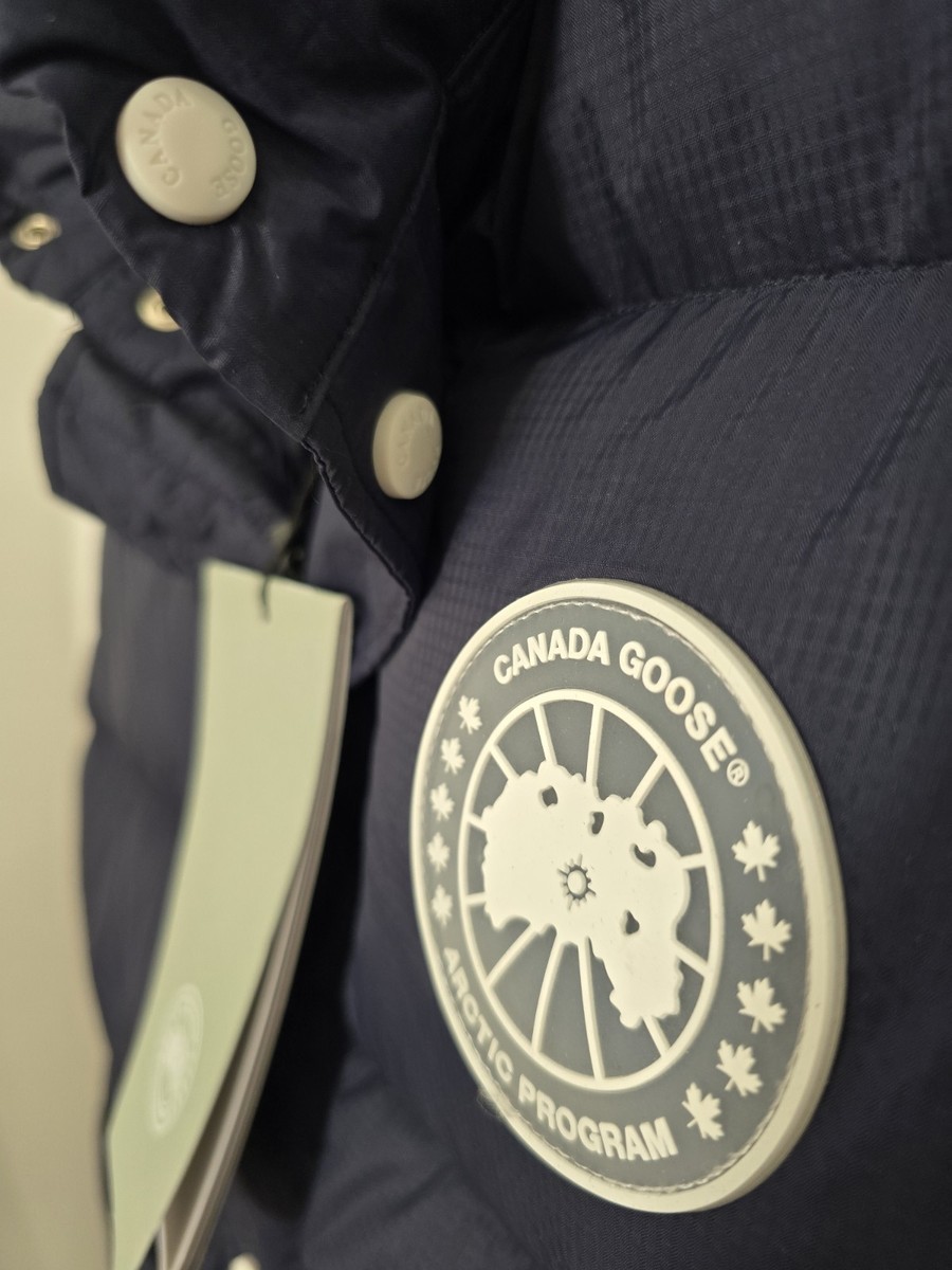 Canada Goose Size XL Freestyle Vest Northern Lights MODEL 4154U1