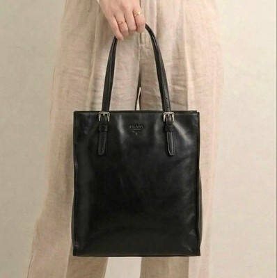 Super schöner Artikel PRADA Prada Black Leder Nylon Tote Bag Schwarz