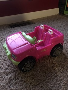 barbie pink jeep wrangler