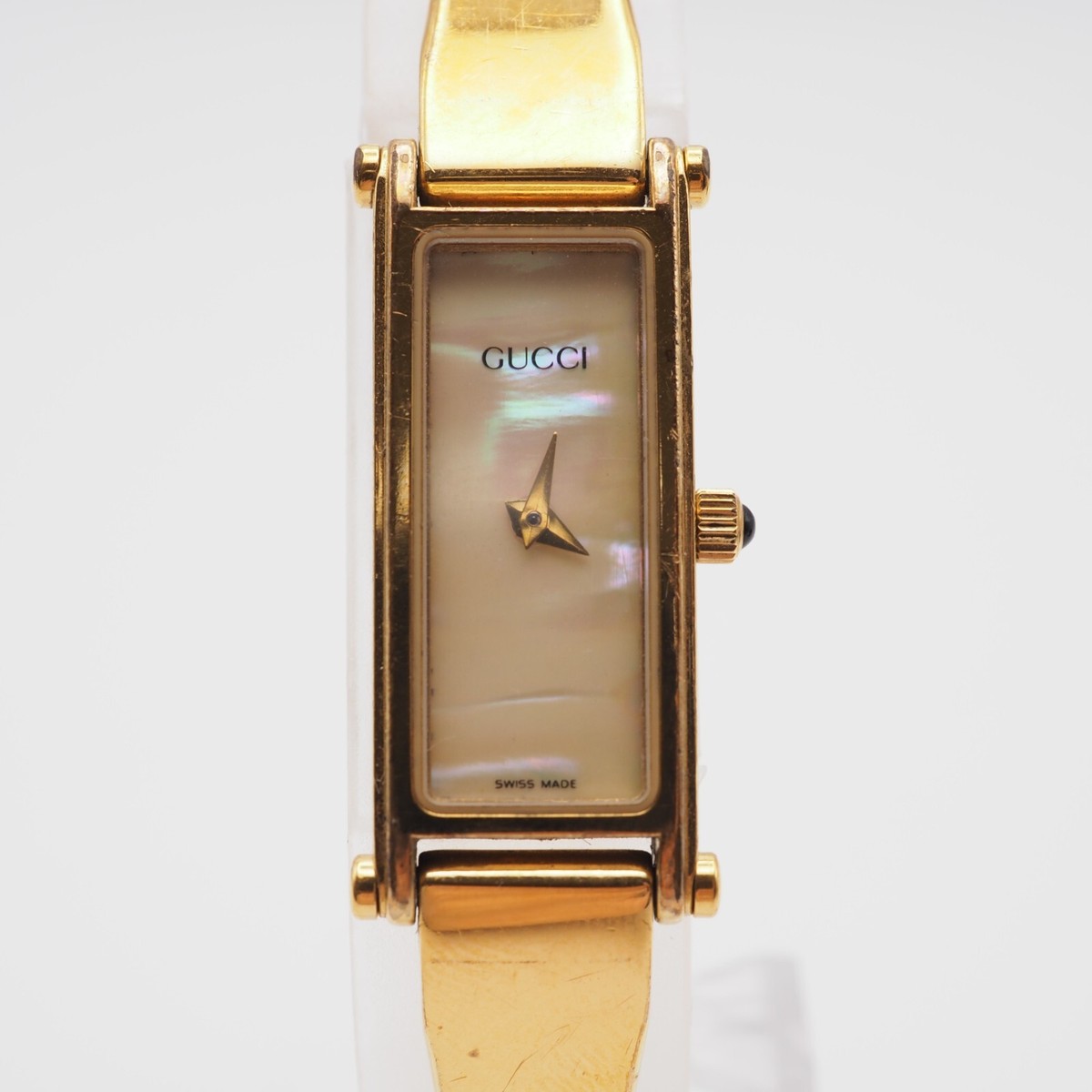 GUCCI 1500 L ゴールド 時計 中古 美品 GUCCI 1500L ゴールドカラー バングルウォッチ 元箱付