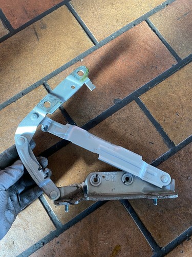 Original VW NEW BEETLE 1C Heckklappenscharnier Scharnier Rechts 1C0827302D