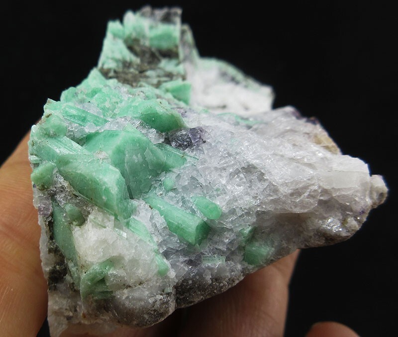 110g green Emerald/Beryl crystal minerals,Wenshan,Yunnan,China! eBay