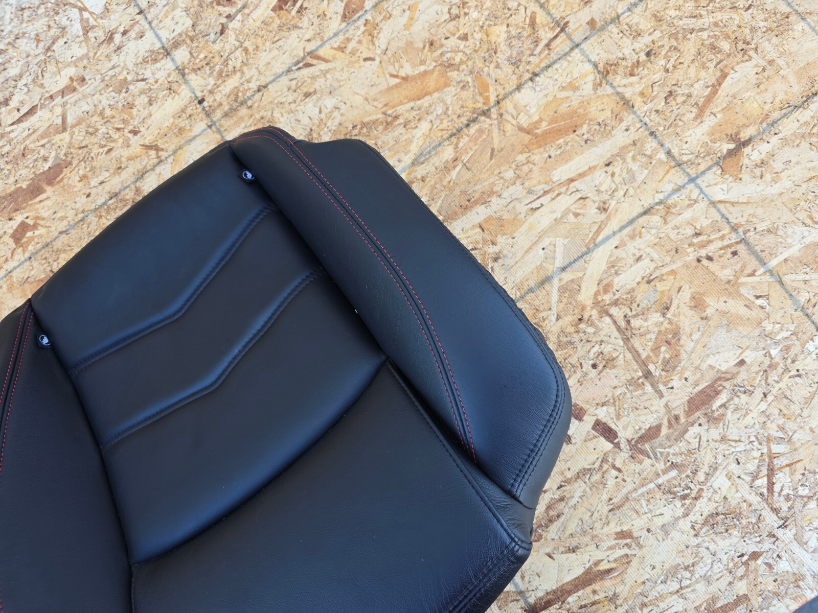 REAR RIGHT SEAT BOTTOM CUSHION LEATHER OEM 36k 08-19 MASERATI GRANTURISMO M145