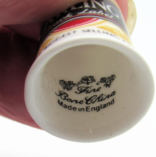 COLLECTABLE THIMBLE 'CARLING BLACK LABEL' - Foto 4 di 4