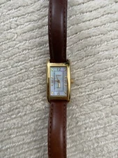 *STUNNING* TIMEX Gold-Tone Leather Strap Watch Women