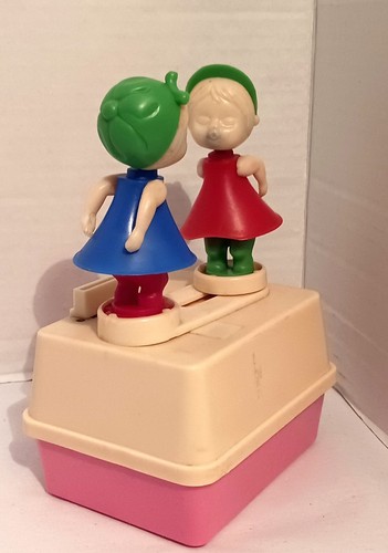 Banco de amor vintage niños besándose NO FUNCIONA banco mecánico de plástico Corea - Imagen 2 de 6