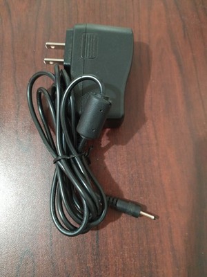 RS-E2000 AC Adapter INPUT:100-240V 50/60Hz 0.45A Max UTPUT:5V-2A 2mm plug tip