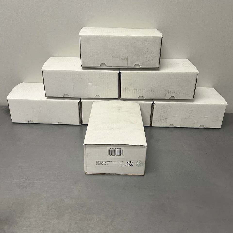 Controlador Ethernet BSS Soundweb Contrio EC-8BV negro BSSEC8BV-BLK-M 8 botones Foto 4 de 4