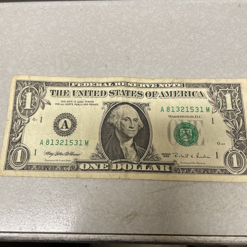 1995 $1 One Dollar Bill Federal Reserve Note  Vintage Rare 31 years old