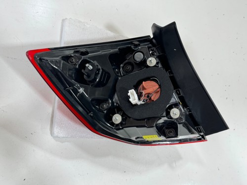 2020 2021 2022 Hyundai Sonata LED Passenger Outter Tail light RH 92402L0000 - Picture 7 of 10