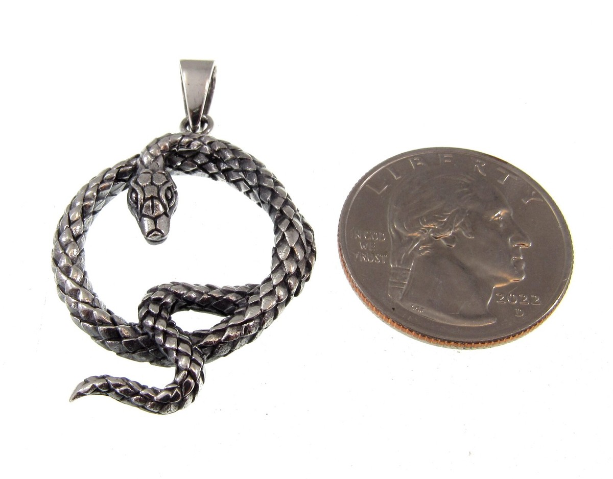 Handcrafted Solid 925 Sterling Silver Round Coiled SNAKE/PIT VIPER Pendant