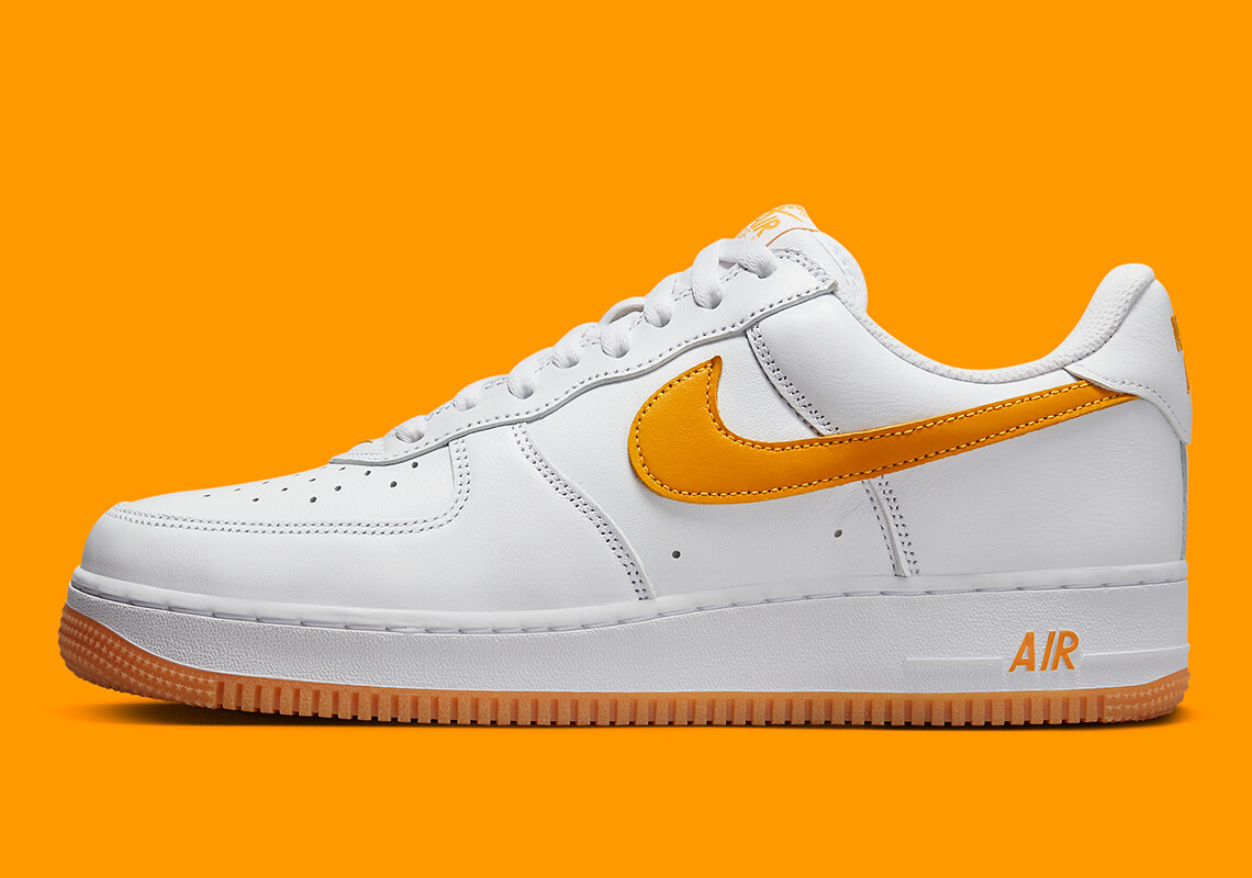 Кроссовки Nike Air Force 1 Low Retro QS водонепроницаемые белые University Gold FD7039-100 s 10.5