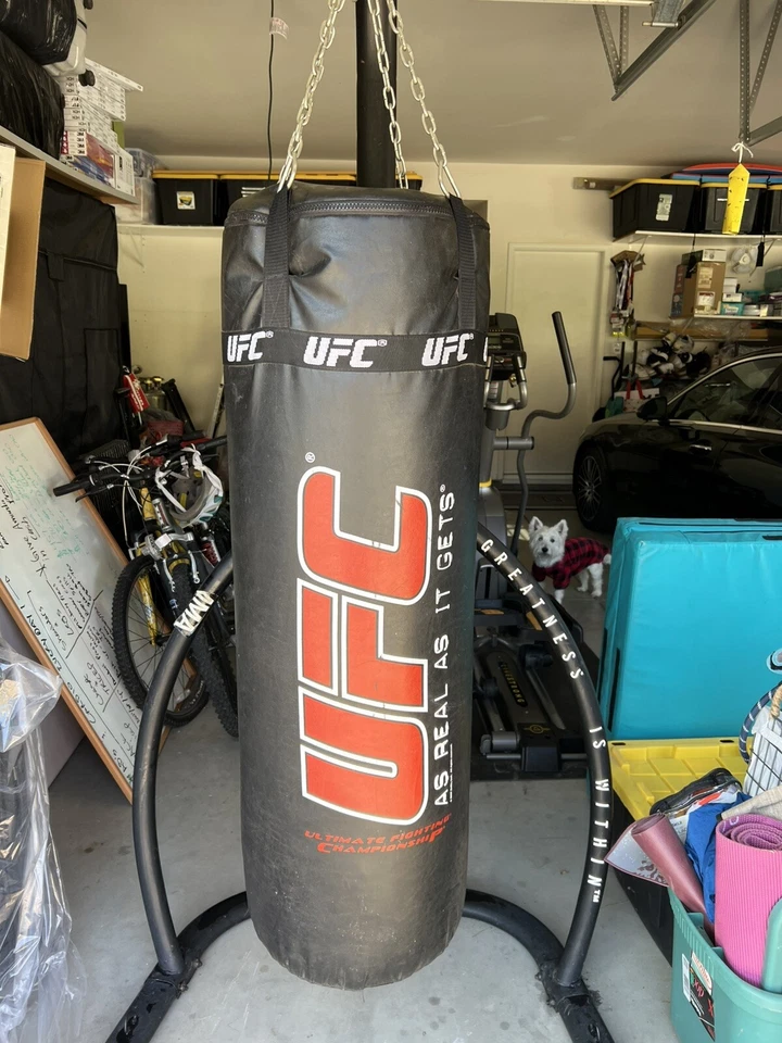 Saco de Boxeo UFC con Soporte Usado Boxeo y Lucha Práctica Gimnasio Equipo Foto 2 de 4