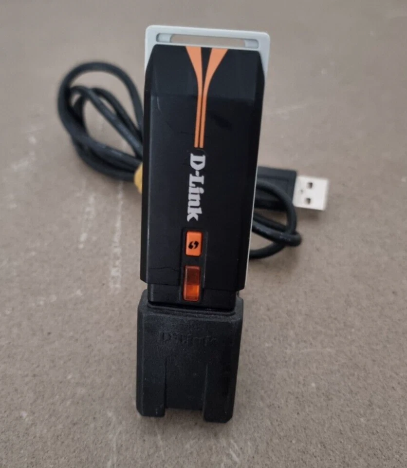 Adaptador de red inalámbrica D-Link Extensor de alcance WiFi DWA-125 Booster BWA125NA A2 Foto 2 de 4