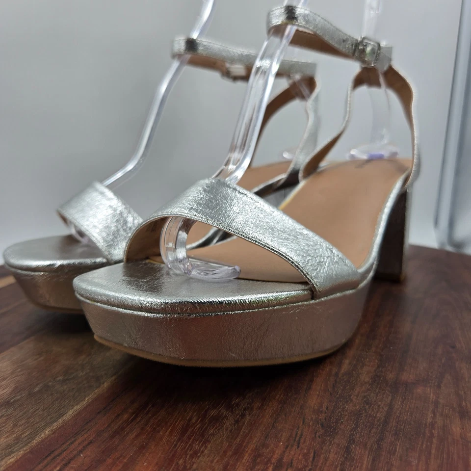 Torrid Platform Heel Shoes Women's 9.5WW Wide Silver Block Strappy Chunky Dance - Image 4 of 4
