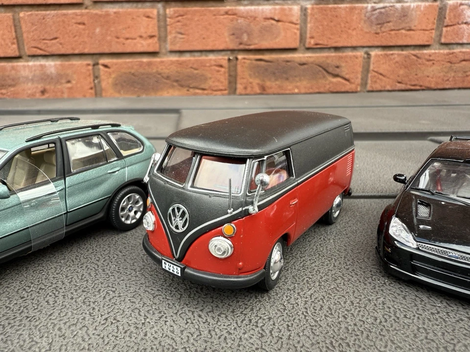Lote de trabajo Cararama / colección - 1:43 Ford Focus, BMW X5, Range Rover, Volkswagen Foto 4 de 4