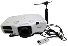 233 Hours 10,000 Max Epson PowerLite H824A WUXGA 3LCD Projector 5500lm  Mount