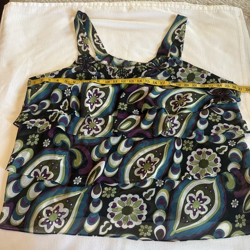 Lane Bryant Woman V Neck Sleeveless Floral Blouse Ruffle Size 26 W - Picture 10 of 15