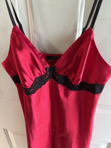 Apt 9 Nightgown Size Medium Red With Black Lace - Picture 6 of 10
