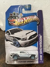 2013 Hot Wheels 10 Shelby Gt500 White Ford Mustang Hw Showroom Collectible