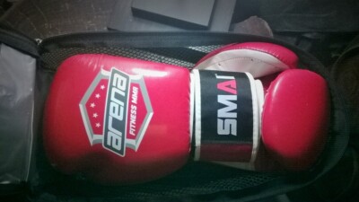 SMAI Fitness Mixed Martial Arts Sparring Boxing Gloves 12 Oz gms  Red/White Australia - Main Image