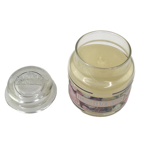 Yankee Candle Fresh Cut Roses 3.7oz Small Glass Jar Scented Housewarmer - Picture 2 of 9