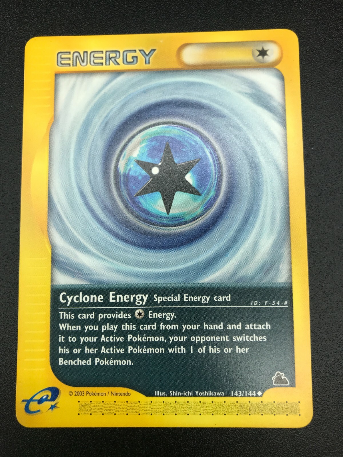 Cyclone Energy 143/144 Uncommon Skyridge Pokemon Vintage E Series WOTC NM 2003