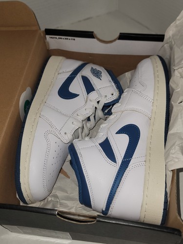 Air Jordan 1 Mid SE “Industrial Blue” Size-5.5Y White Youth (FN7432 141) Casual - Picture 5 of 9