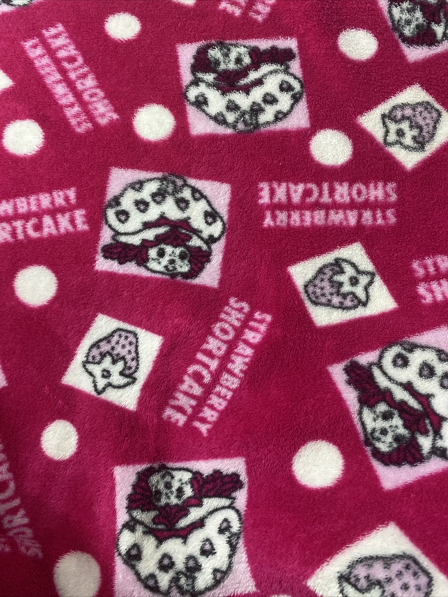 Strawberry shortcake fleece blanket new arrivals