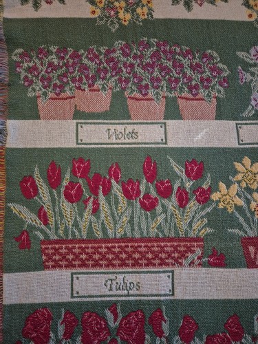 Vintage American Farmhouse Woven Tapestry Throw Blanket - 193cm L x 128cm W - Picture 6 of 24