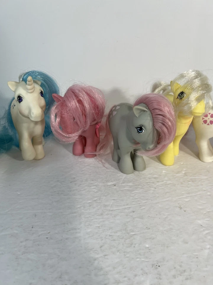Lote de 9 pôneis vintage anos 1980 My Little Pony Hasbro unicórnio Pégaso Hong Kong - Imagem 3 de 4