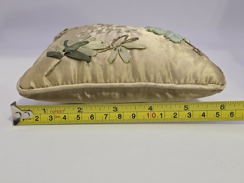 I Am The Vine Ribbon Embroidered Hanging Pillow Grapes Gold Green 6x6 John 15:5 - Picture 5 of 7