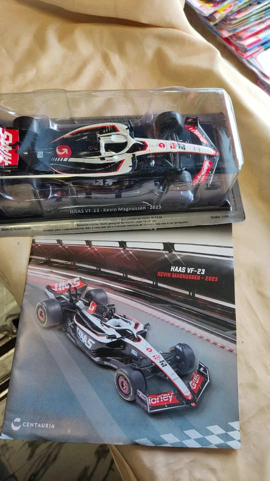 Auto da corsa 1:24 HAAS VF -23 di Kevin Magnussen 2023 - Immagine 3 di 3