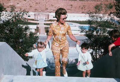 Queen Alia of Jordan & Her Family Historic Old Photo